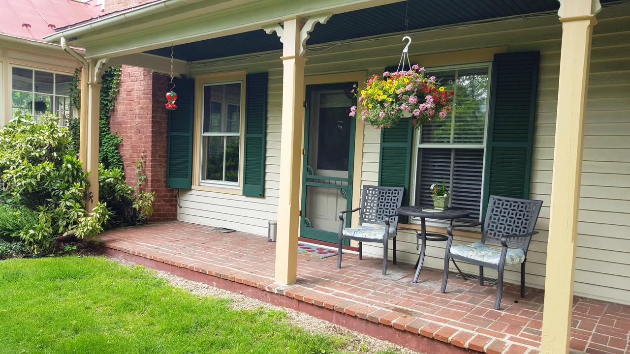 Hummingbird Inn Goshen Extérieur photo