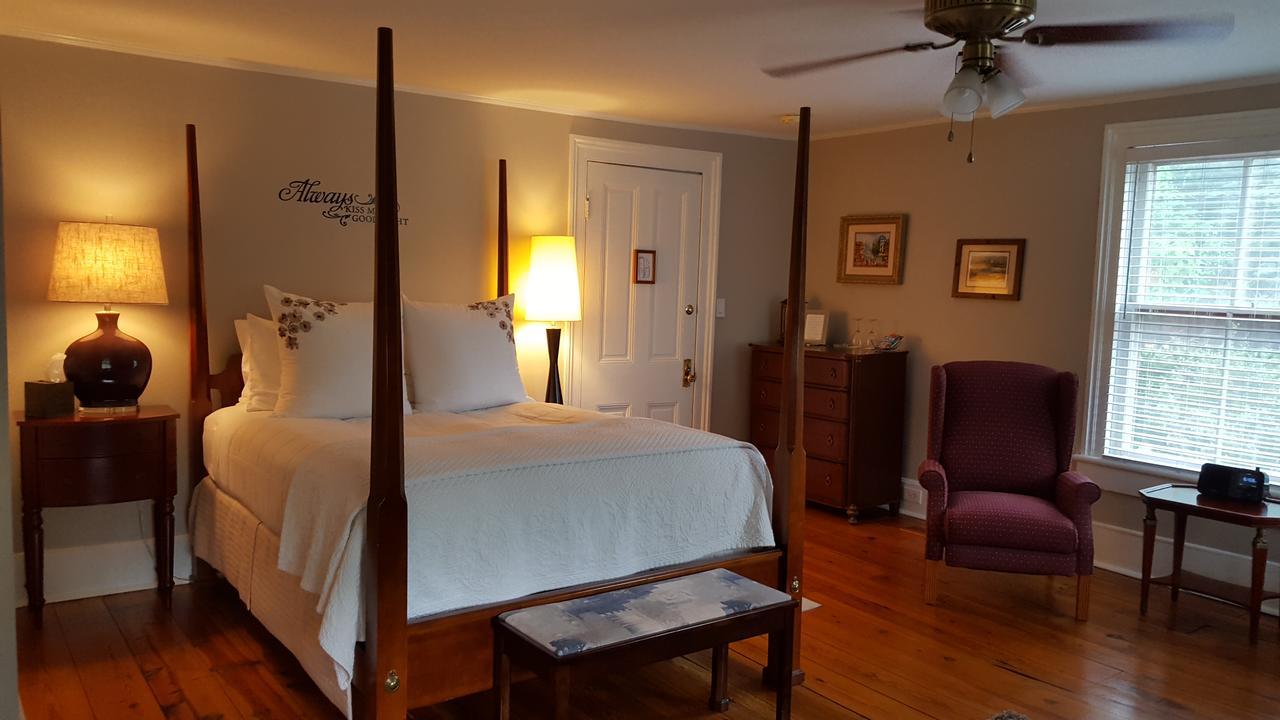 Hummingbird Inn Goshen Extérieur photo