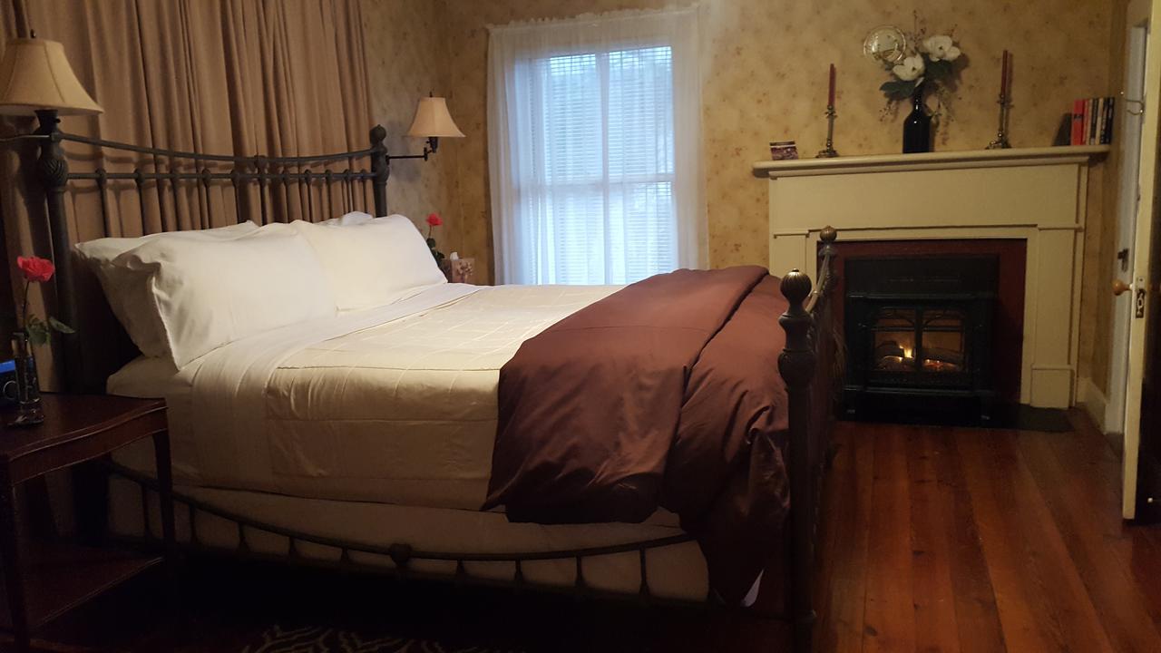 Hummingbird Inn Goshen Extérieur photo